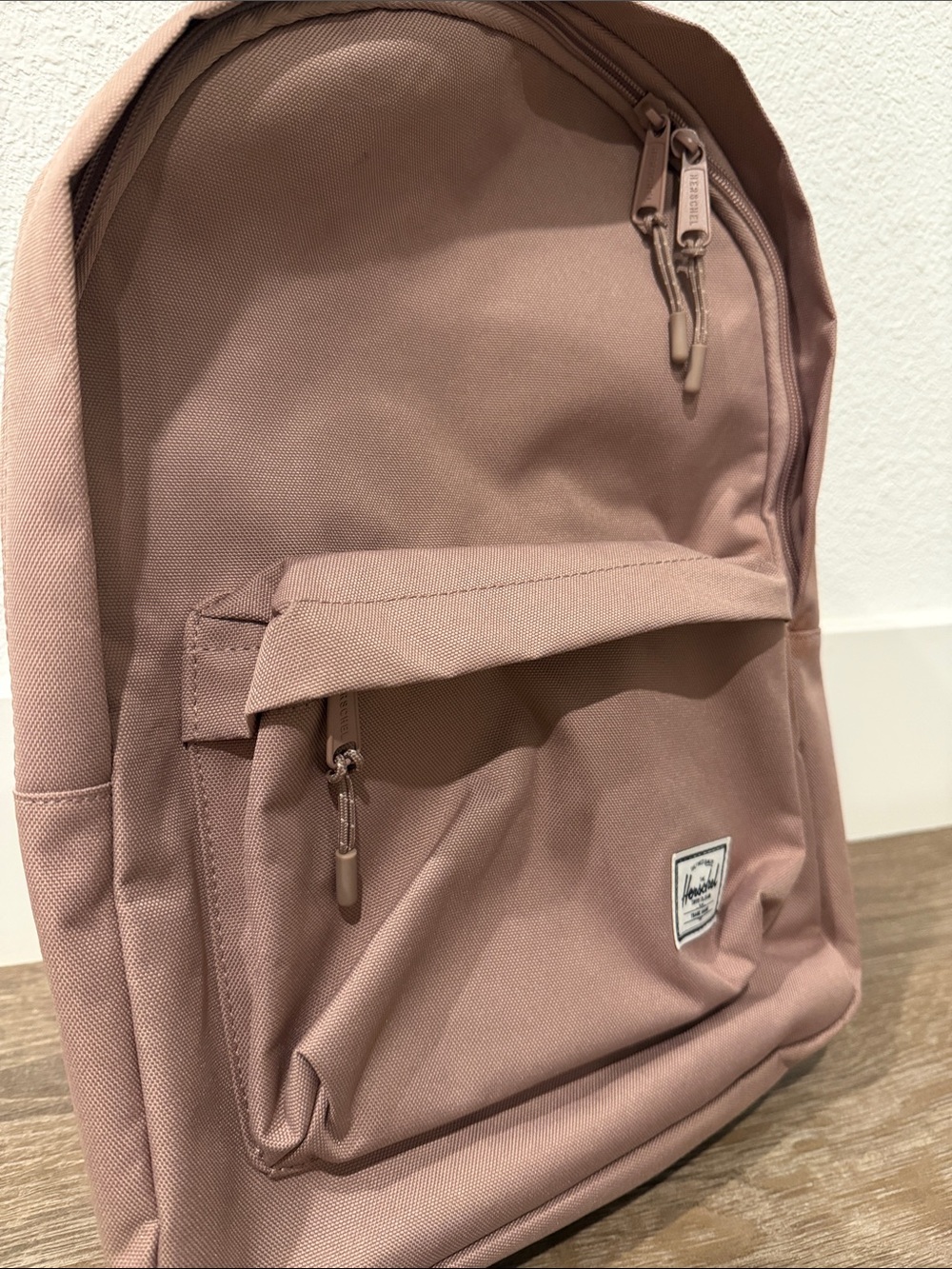 Herschel Supply Company Classic Backpack in Mauve Pink - Picture 3 of 5